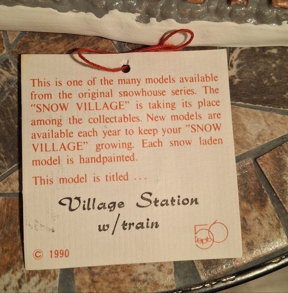 🎄The Original Snow Village  《Village Station And Train》🎄 - Picture 11 of 16